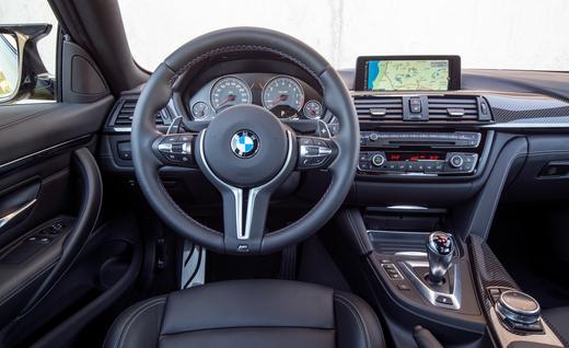 2015-bmw-m4-coupe-interior-photo-596282-s-520x318